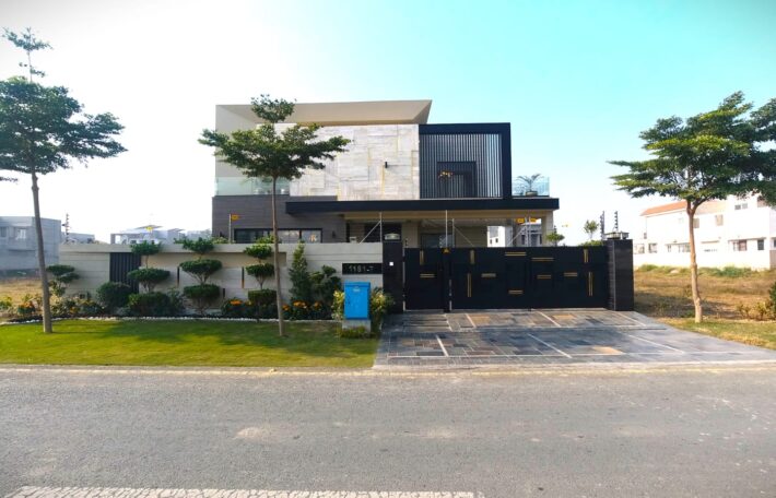 Modern House In DHA Lahore Phase 7, T Block